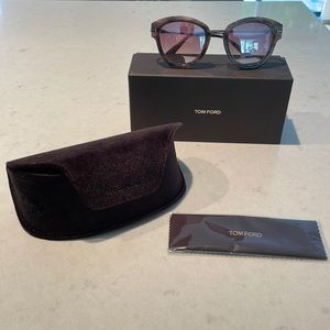 Tom Ford Women’s Sunglass - brown tortoise shell frames with silver arms